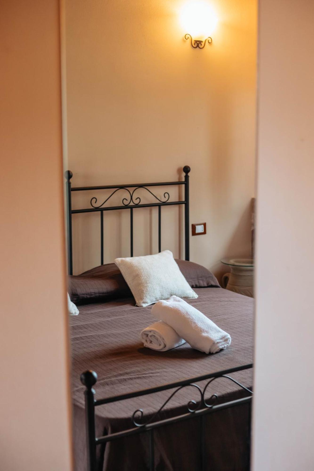 Agriturismo La Sena Santa Caterina Dello Ionio Marina 外观 照片